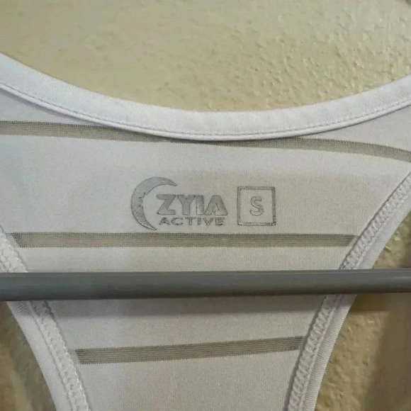 ZYIA White Striped Women's Tank Top - Picture 2 of 3
